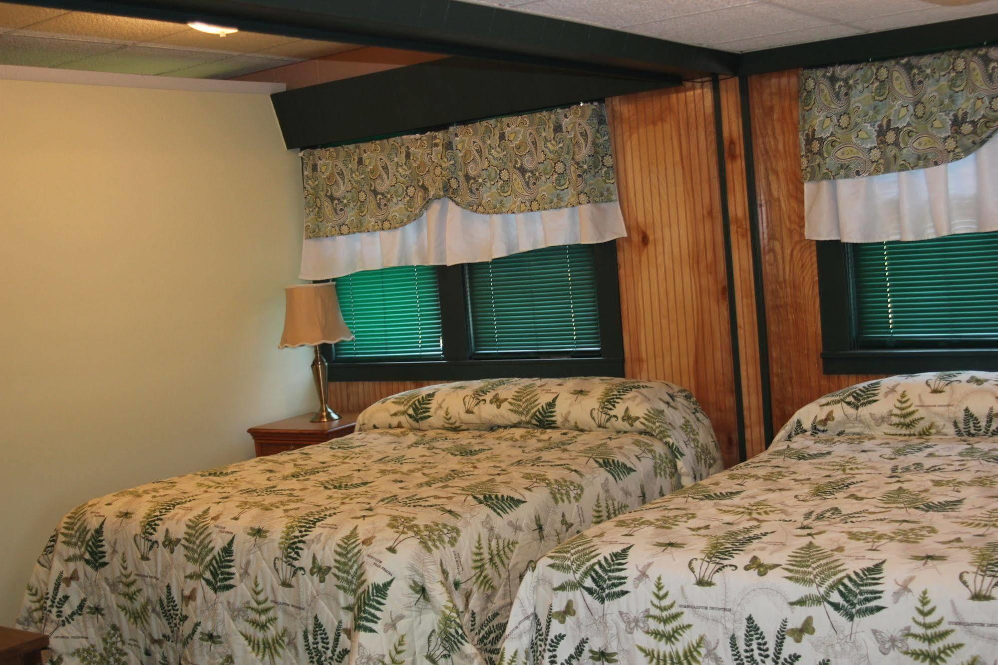 Evergreen Motel Oswego Exterior foto